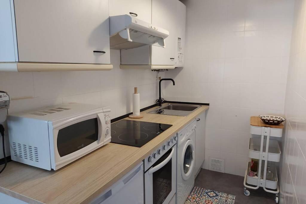 Casa Bihotz - Bonito Y Centrico Apartamento Con Garaje En Sallent Sallent de Gállego Exterior photo